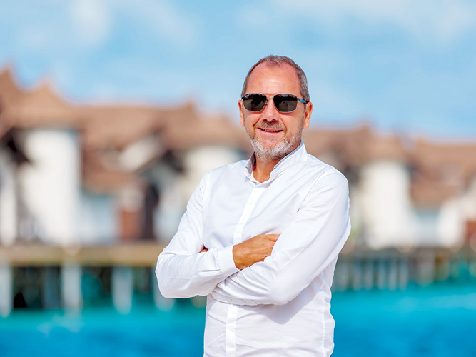 From Maldives to the world